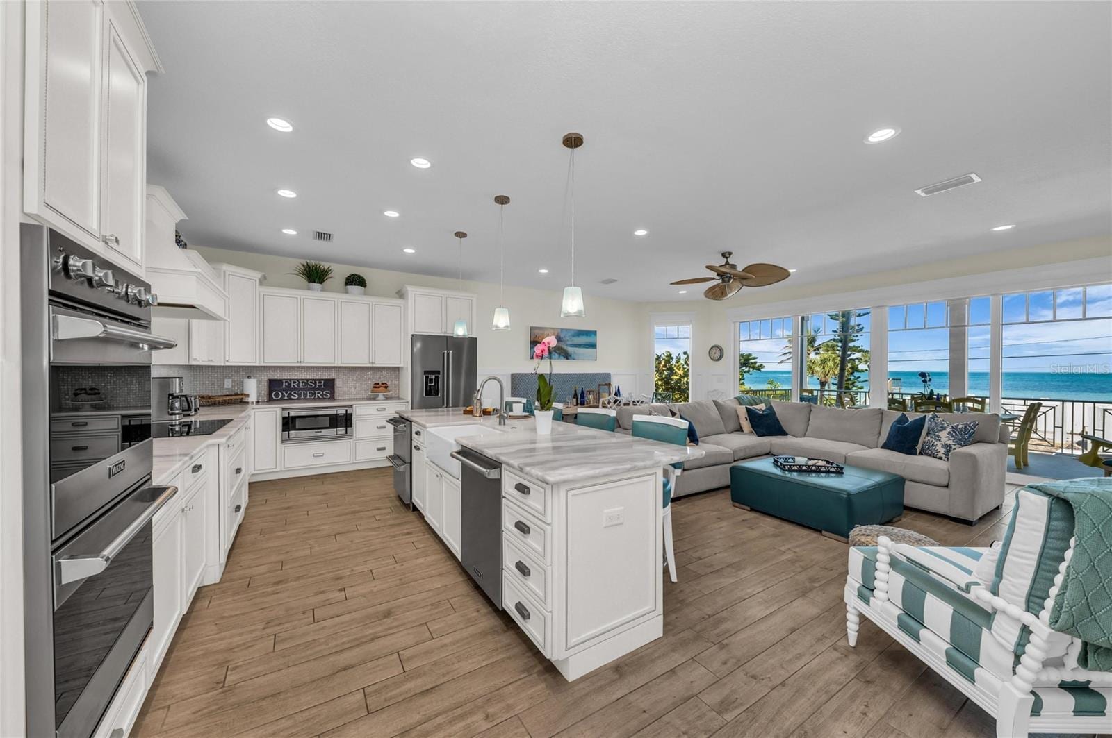 303 S Bay Blvd photo 5