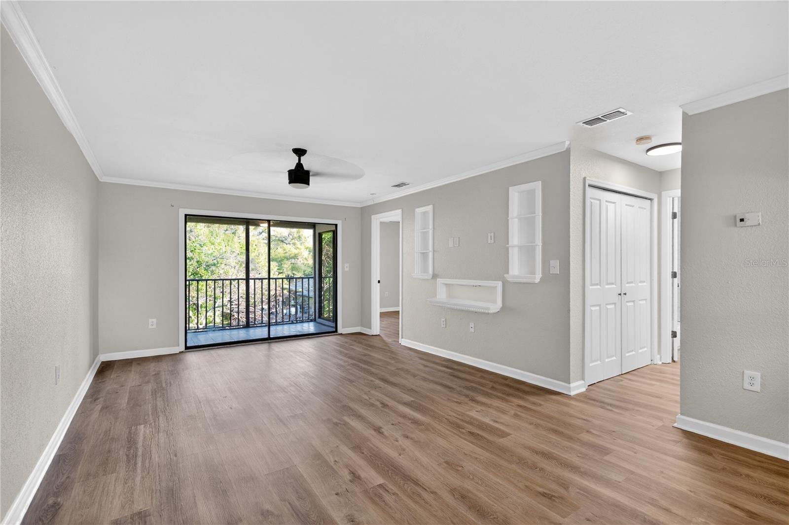 10167 Sailwinds Blvd N #206 photo 4