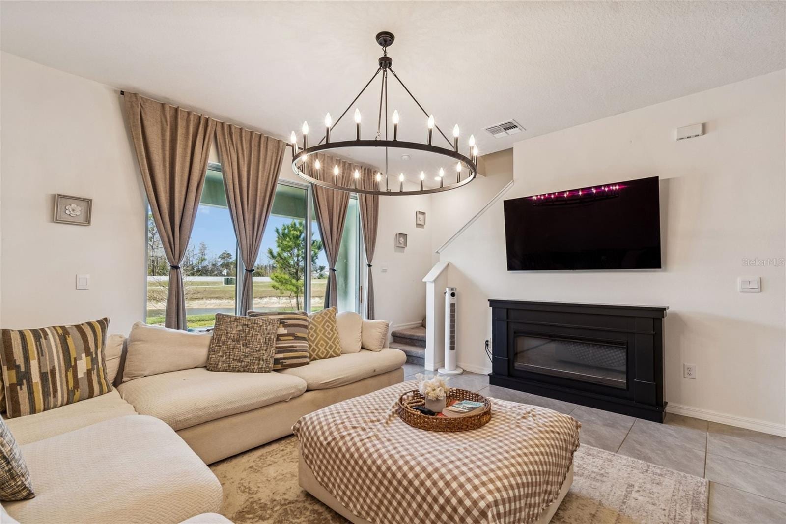 11032 Crescent Deer Dr photo 3