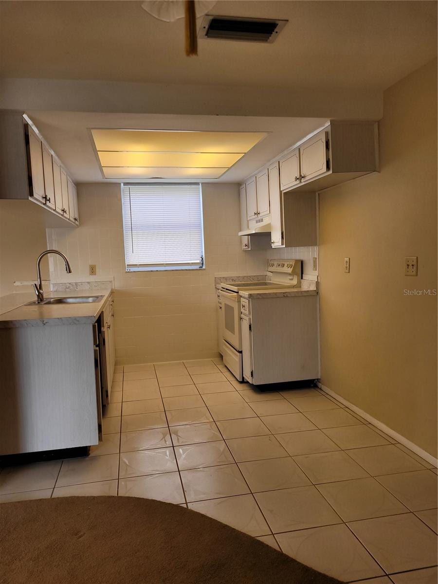 5814 Liddell Dr photo 3