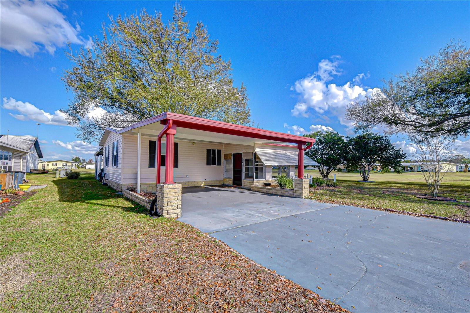 5438 Antigua Dr photo 3