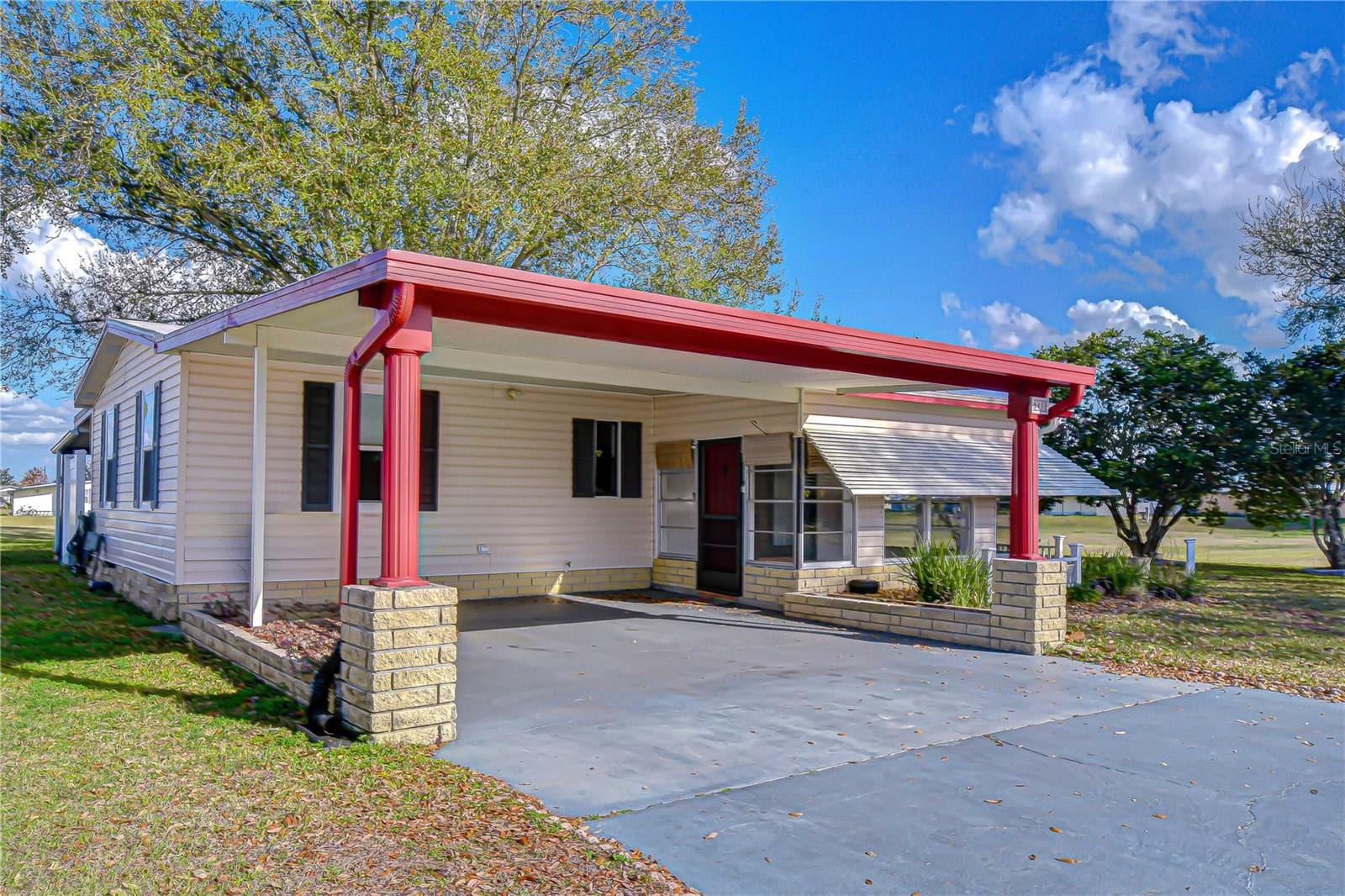 5438 Antigua Dr photo 4