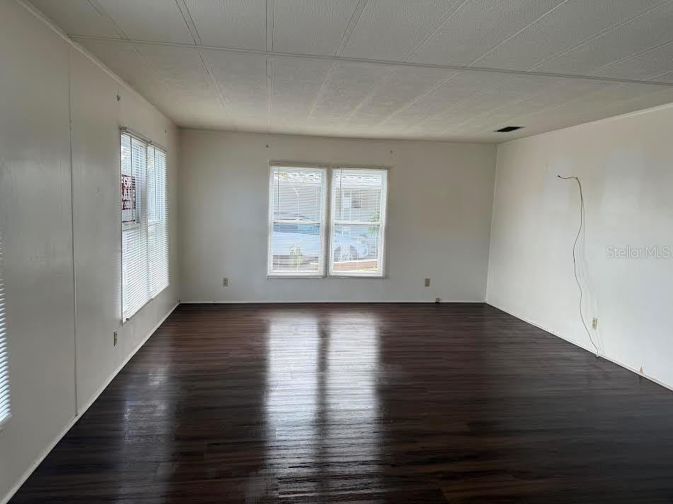 5168 Rubber Tree Cir photo 2
