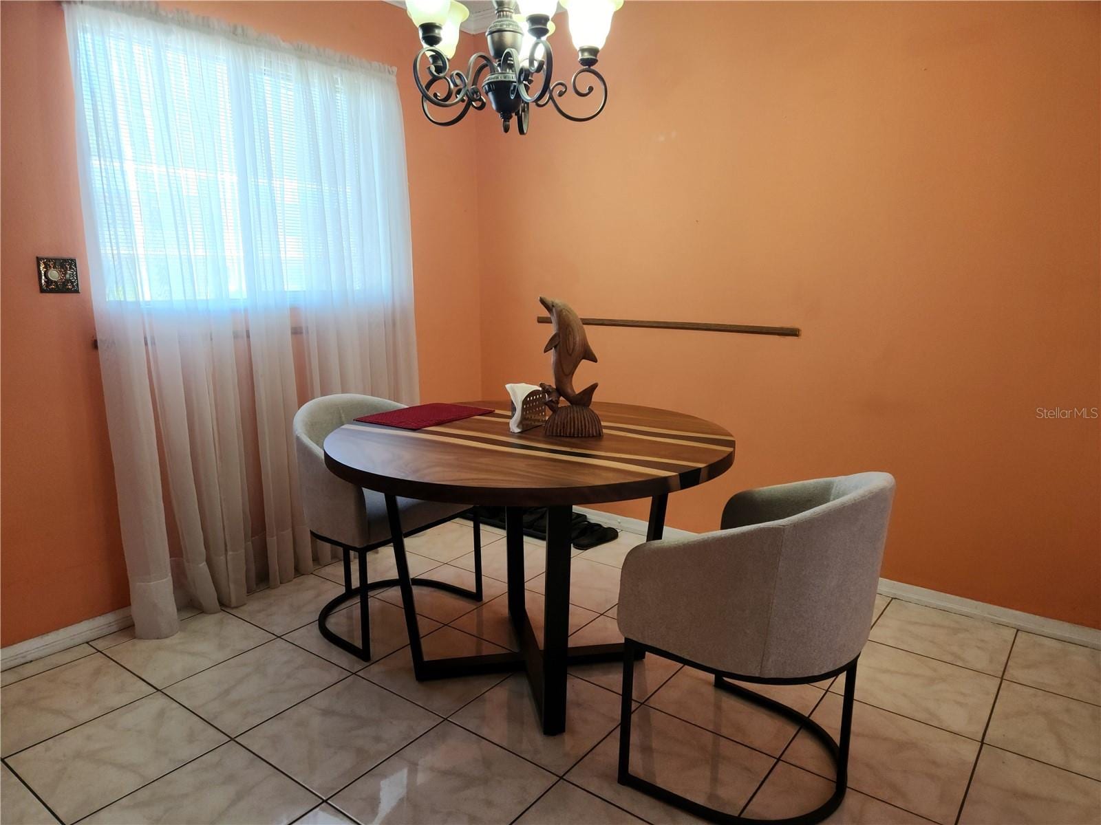 2001 Greenbriar Blvd #6 photo 5