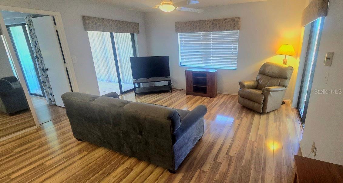 1001 Tartan Dr #302 photo 4