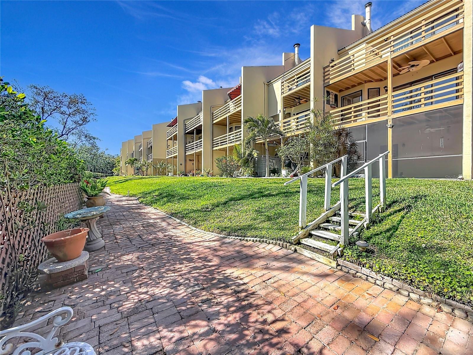 1710 Lighthouse Ter S #1 photo 4