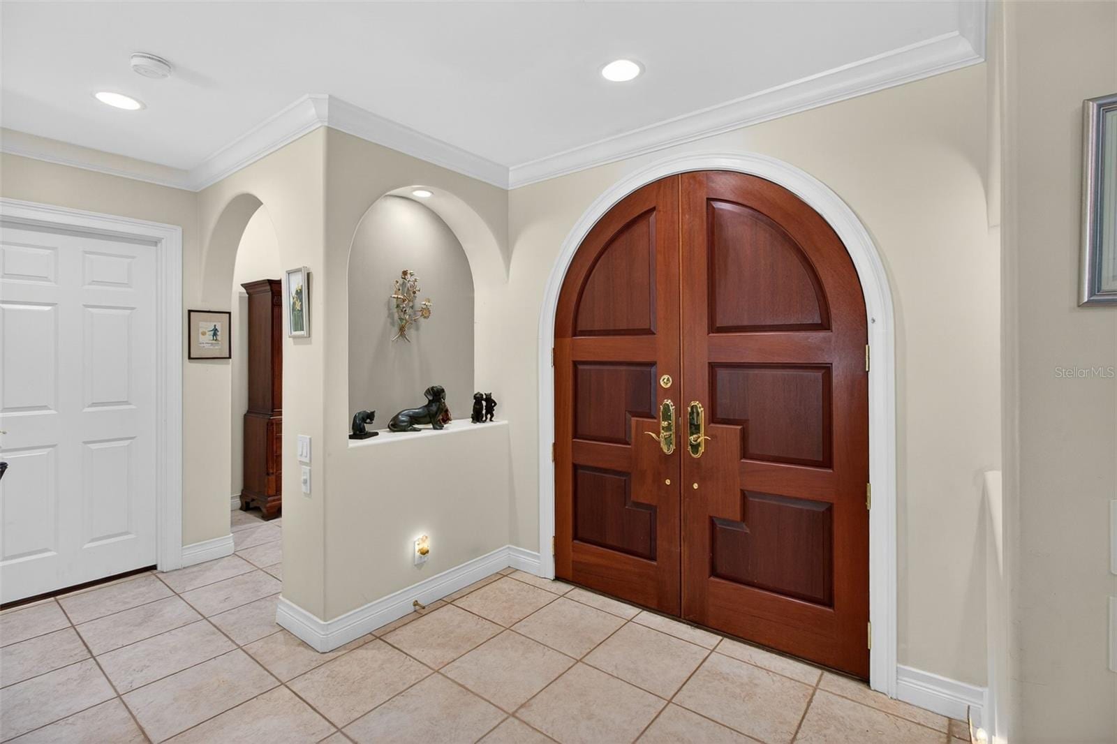 1100 Tortuga Cir NE photo 5