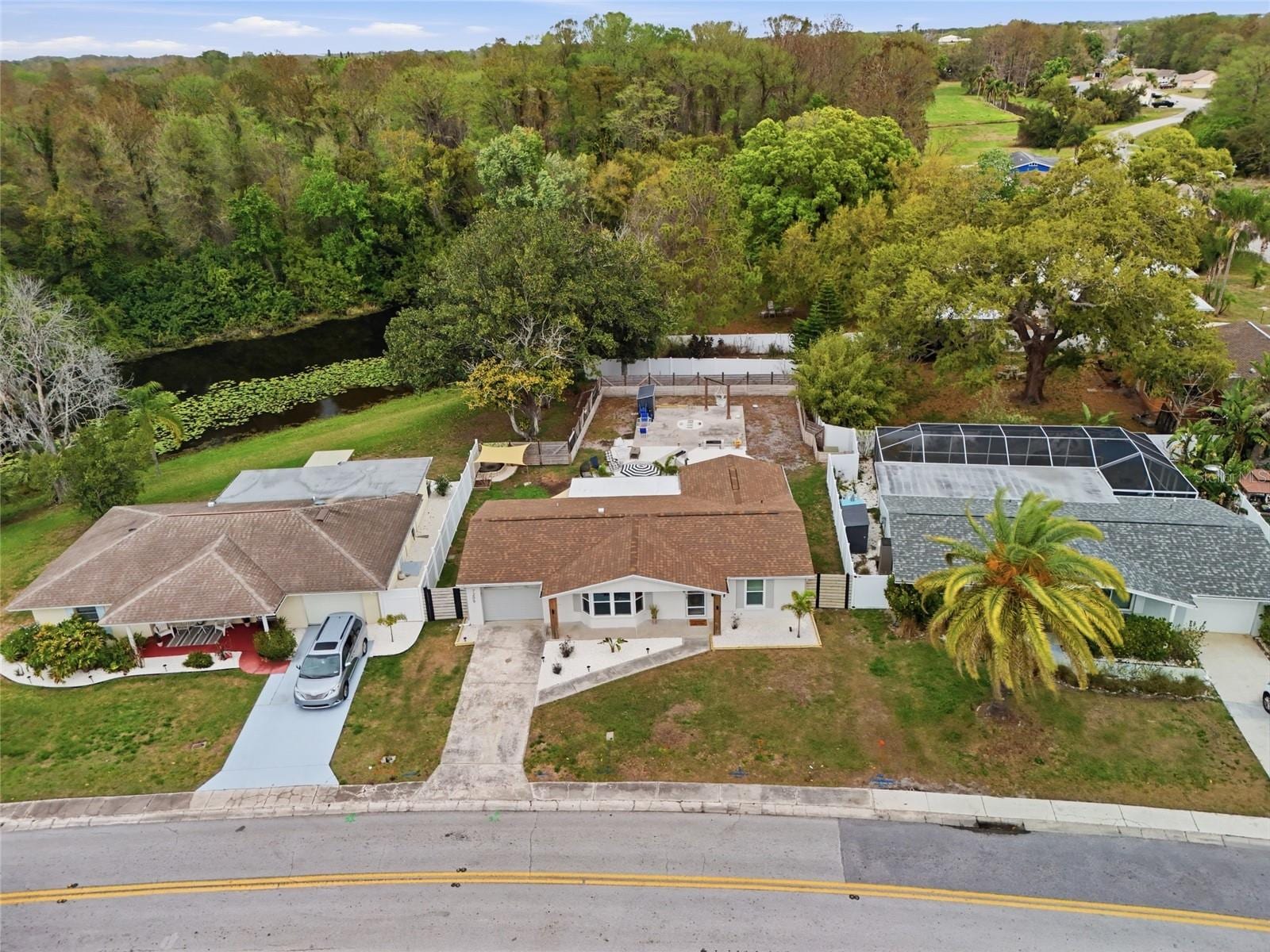 7209 Magnolia Valley Dr photo 3