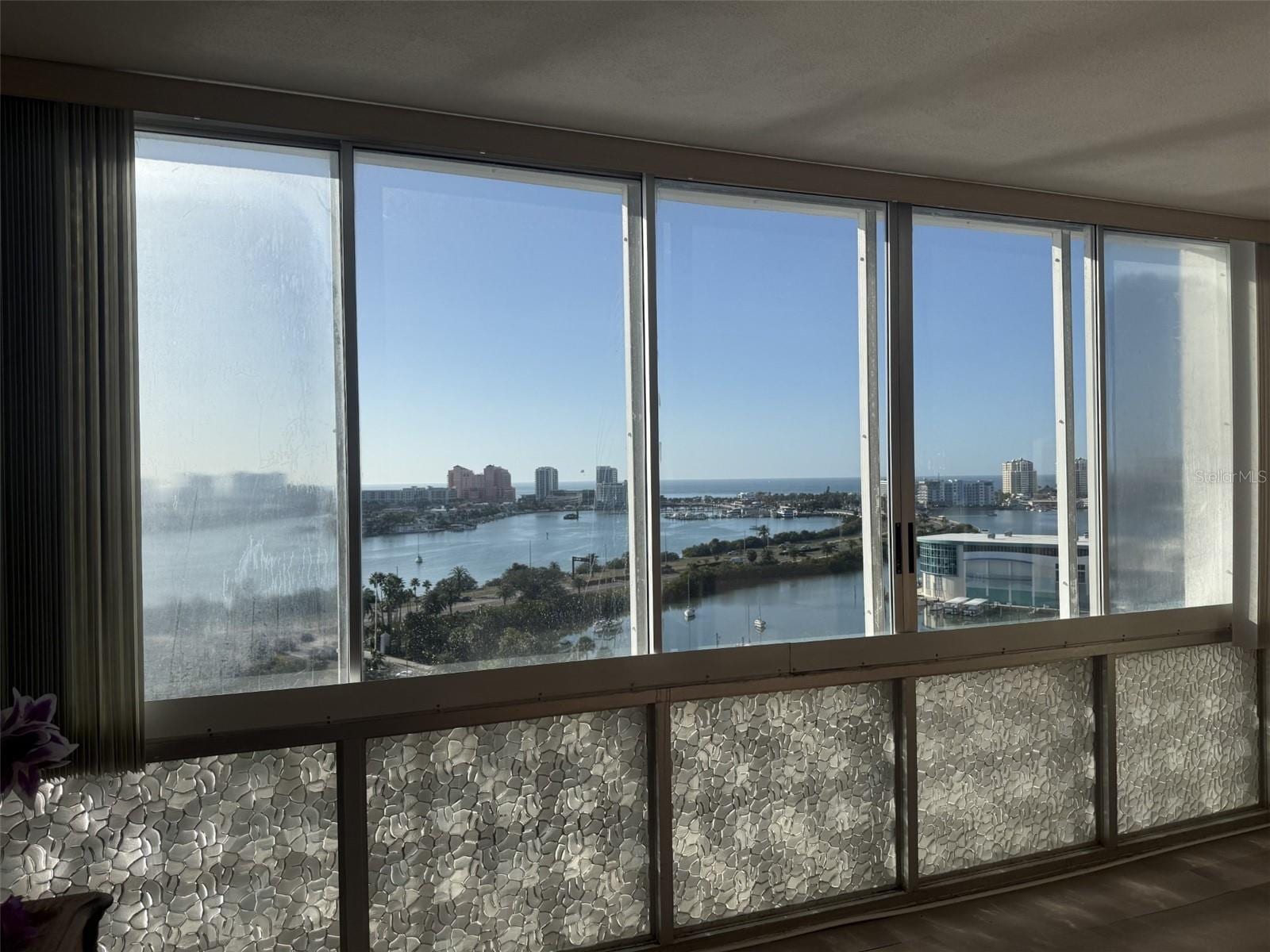 31 Island Way #1205 photo 5