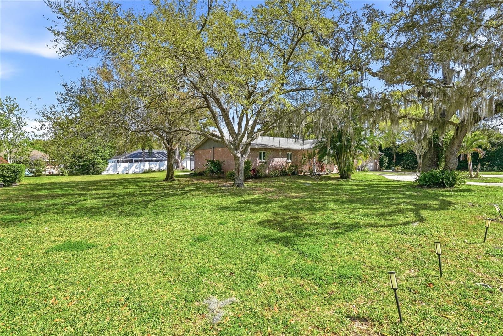 2817 Fleeman Rd photo 4