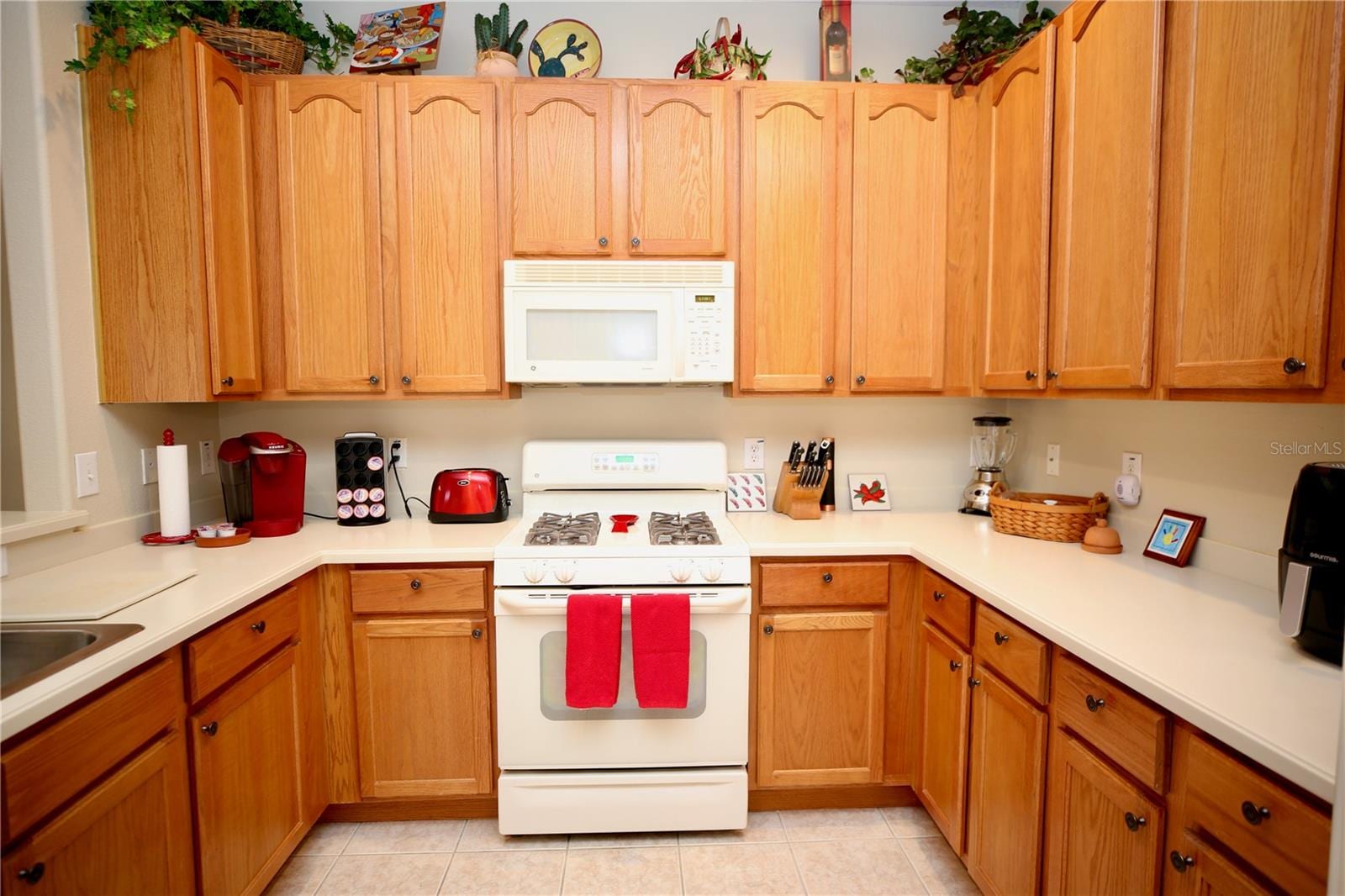 2753 Tanglewylde Dr photo 5