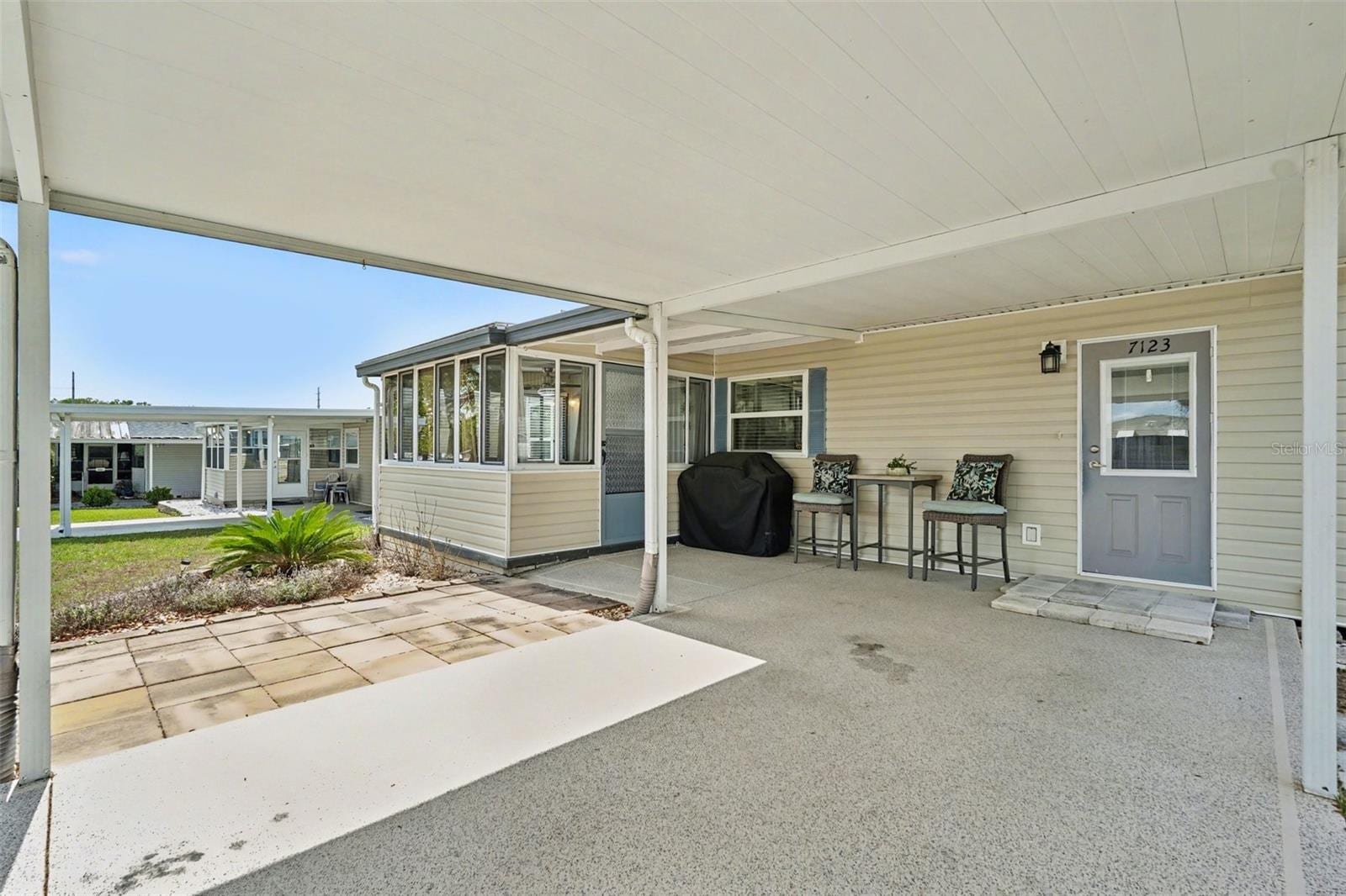 7123 Siesta St photo 5