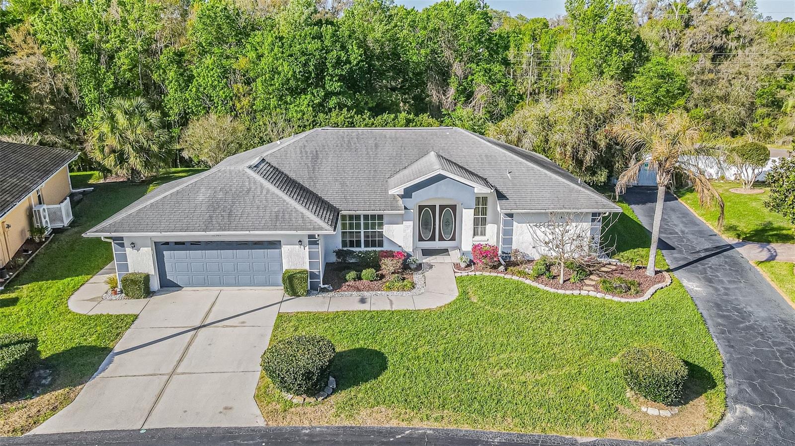 10504 Moshie Ln photo 3