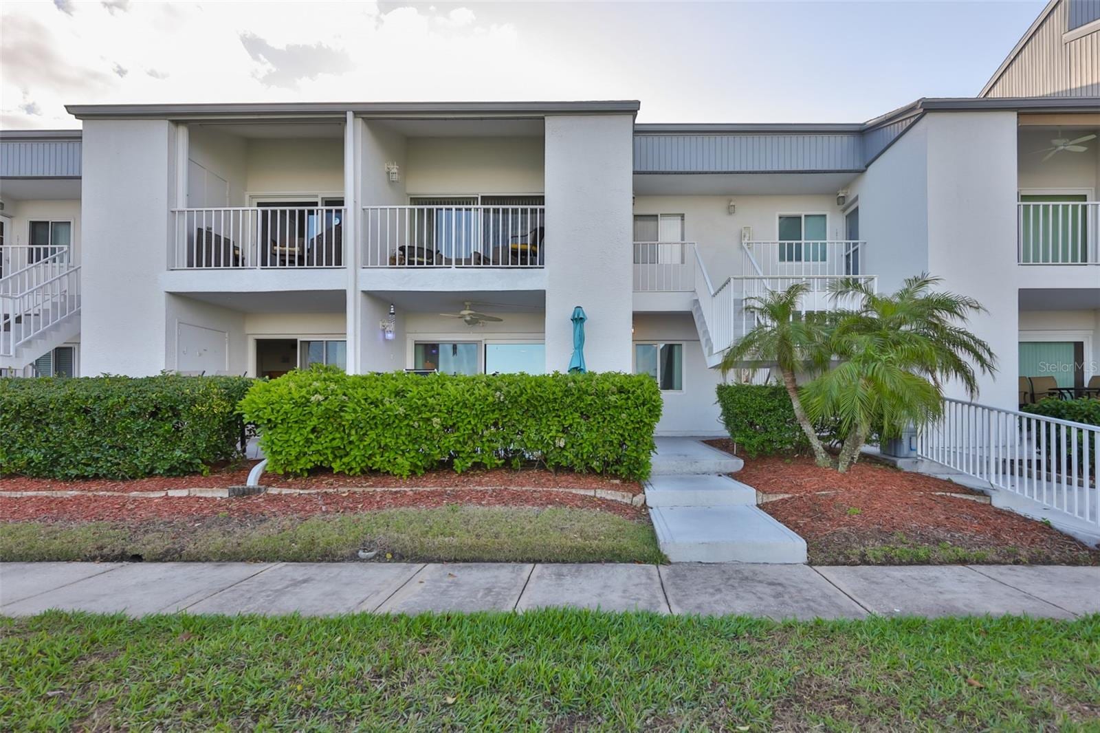 14800 Walsingham Rd #1203 photo 2