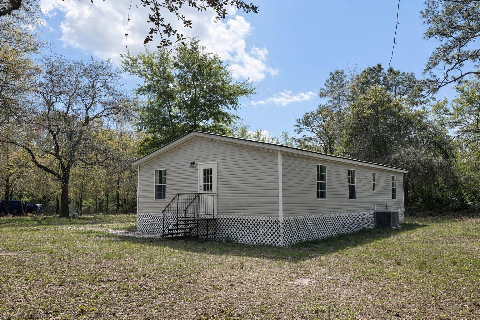 10405 Jungle St photo 2