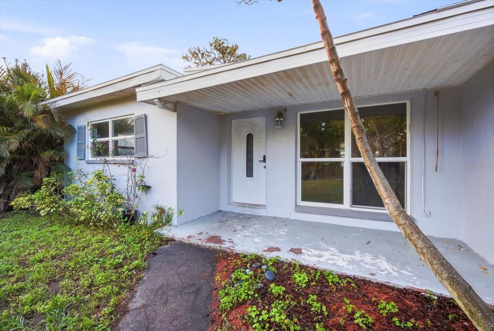 1949 Pinehurst Dr photo 4