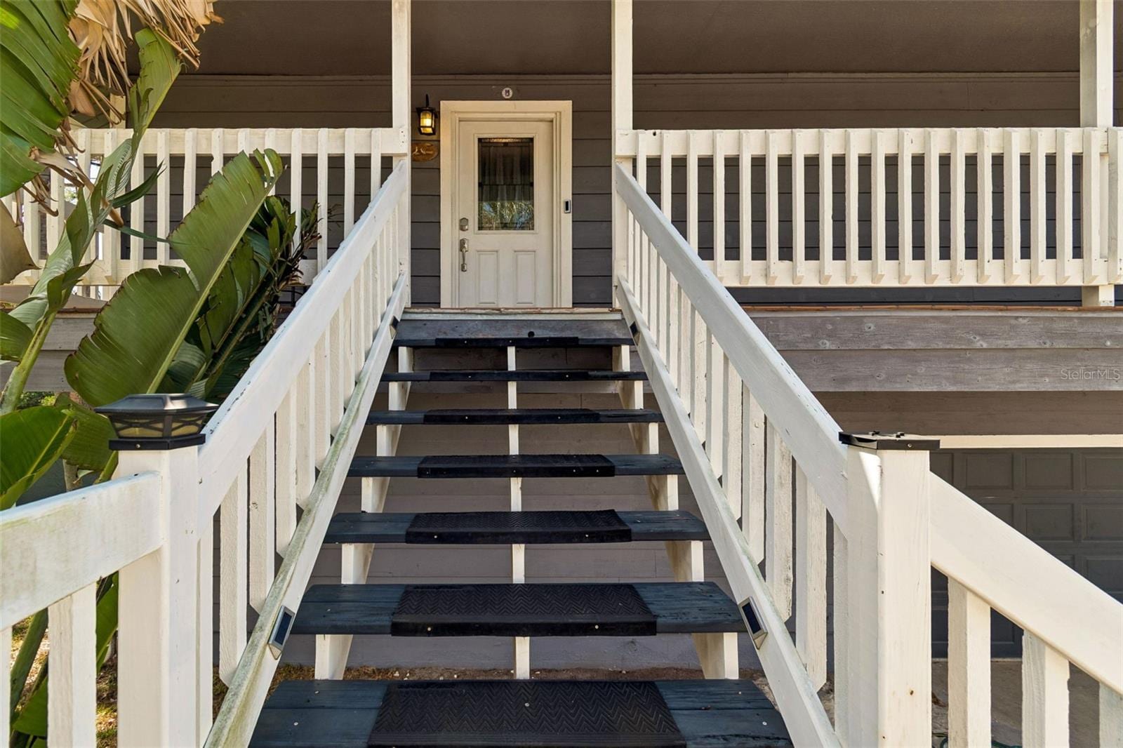 9901 Bay Dr photo 3