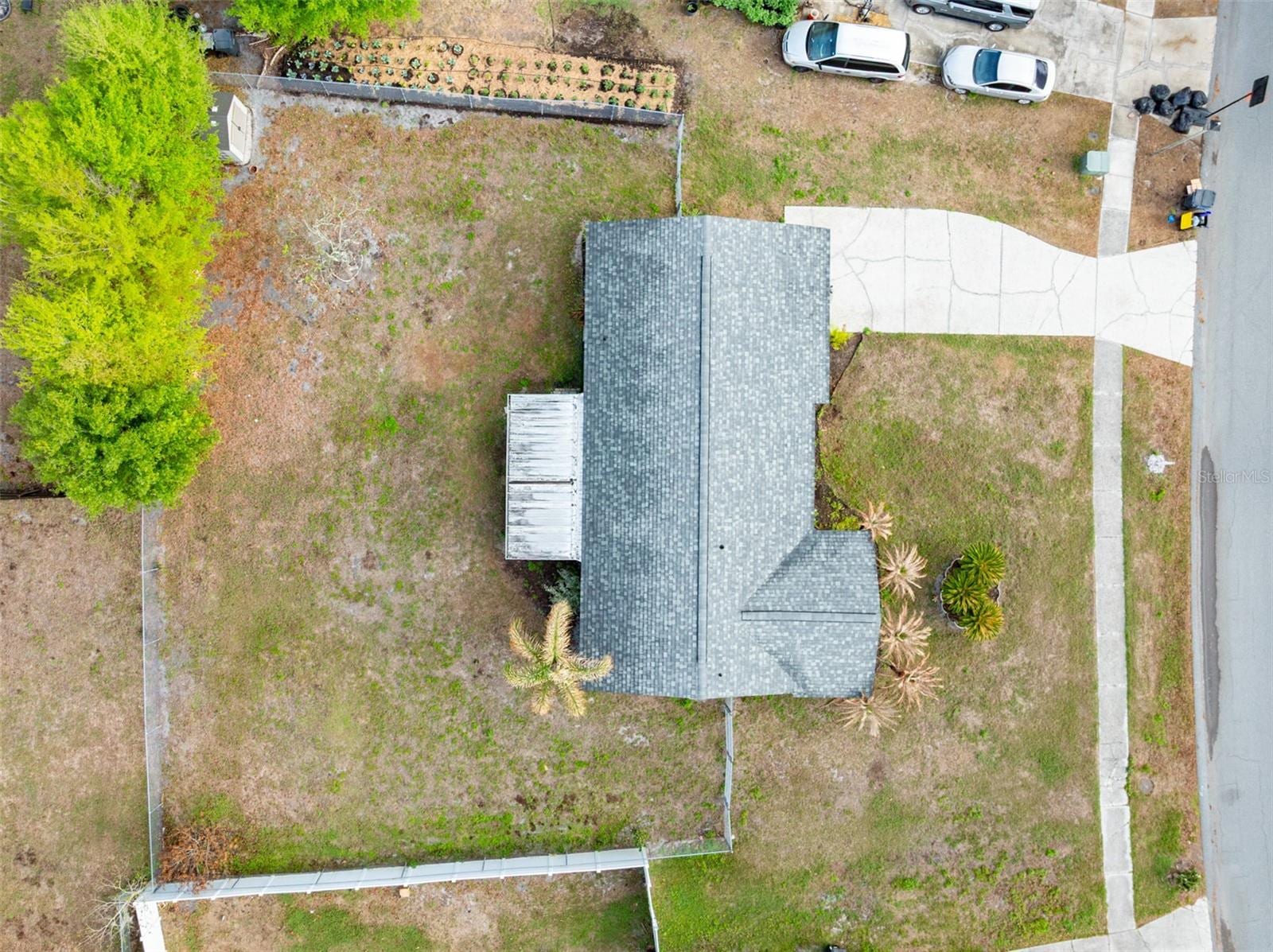 5067 Black Birch Trl photo 4