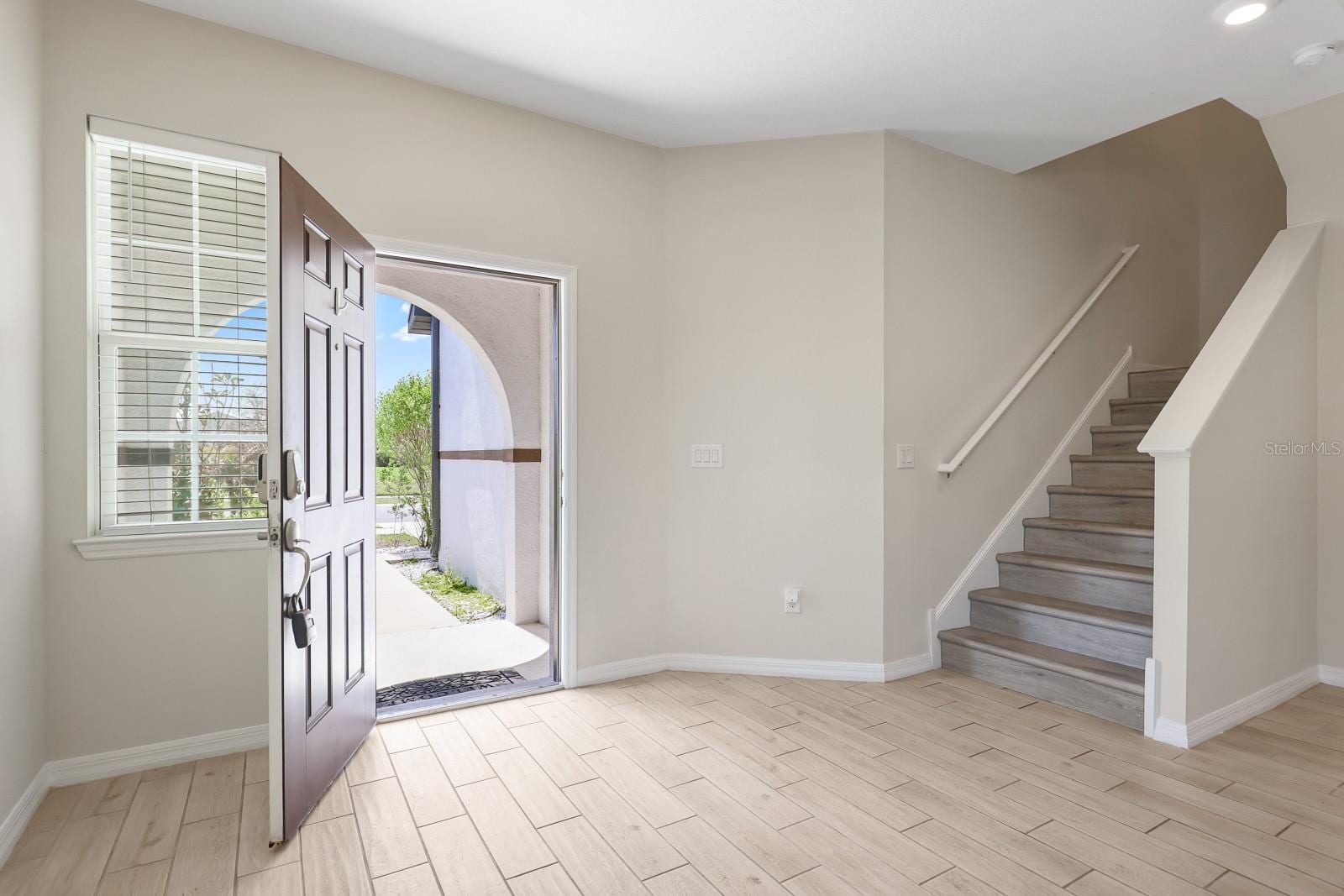 13441 Palmera Vista Dr photo 3