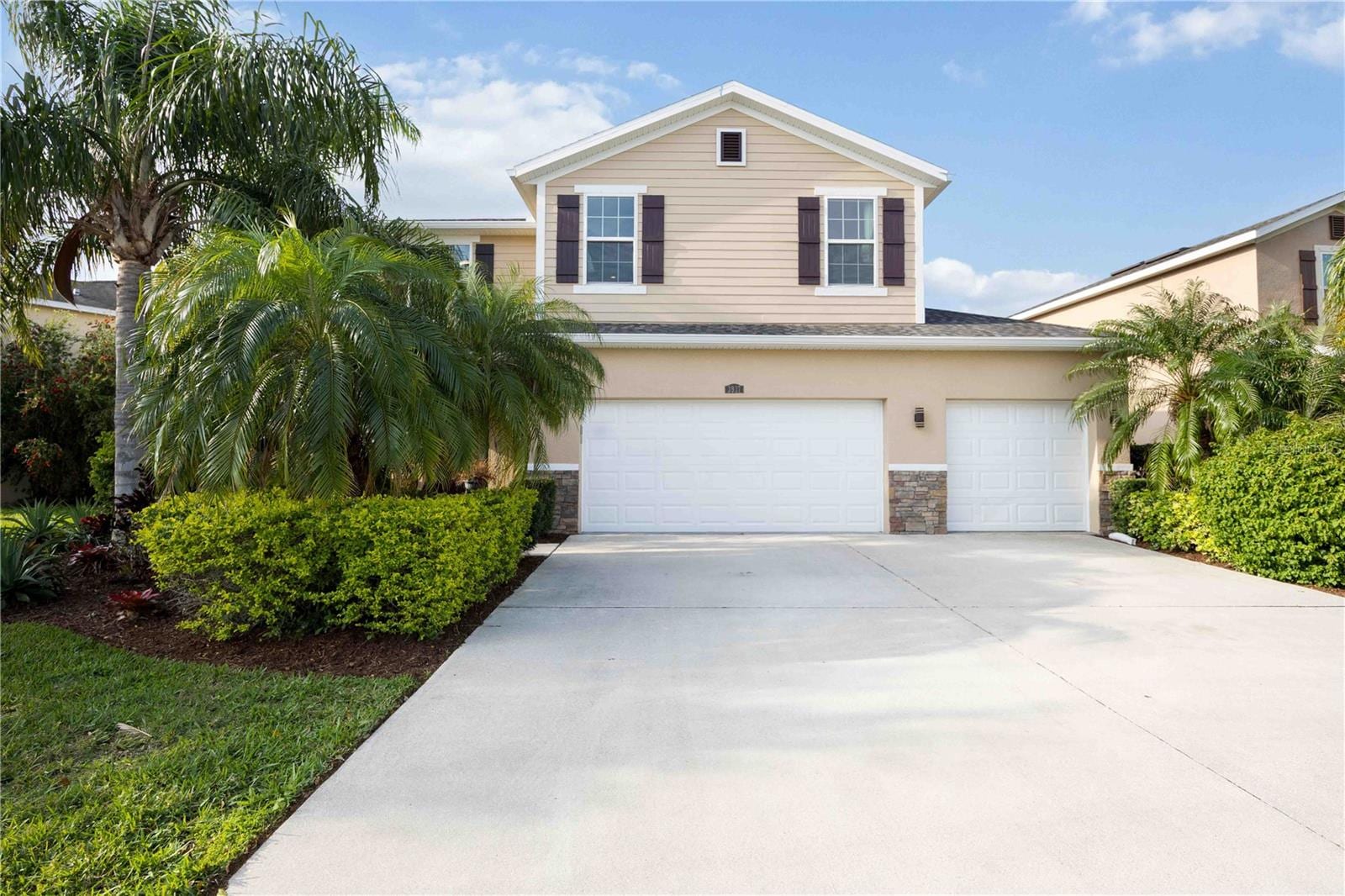3937 King Bridge Pl photo 4