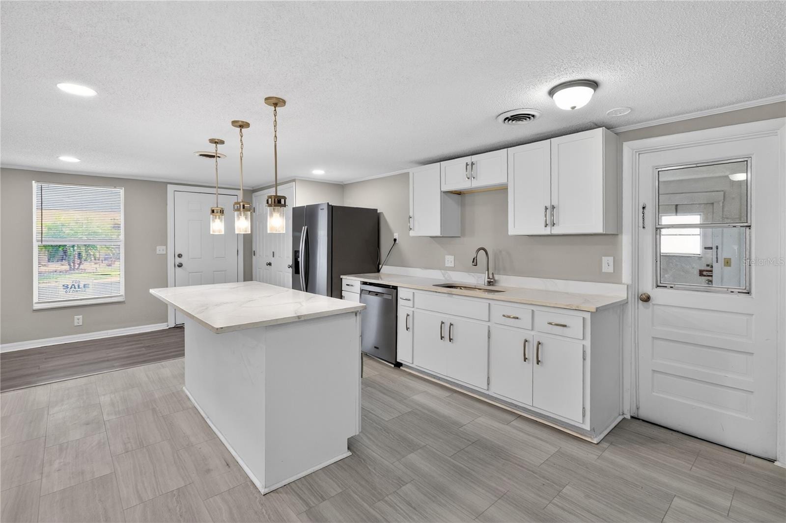 1018 Osprey CT photo 5
