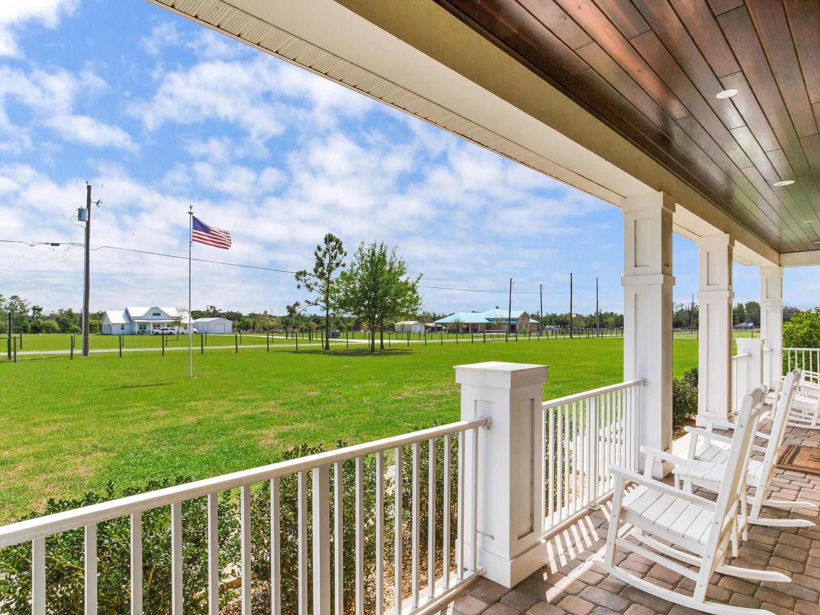15721 Colding Loop photo 4
