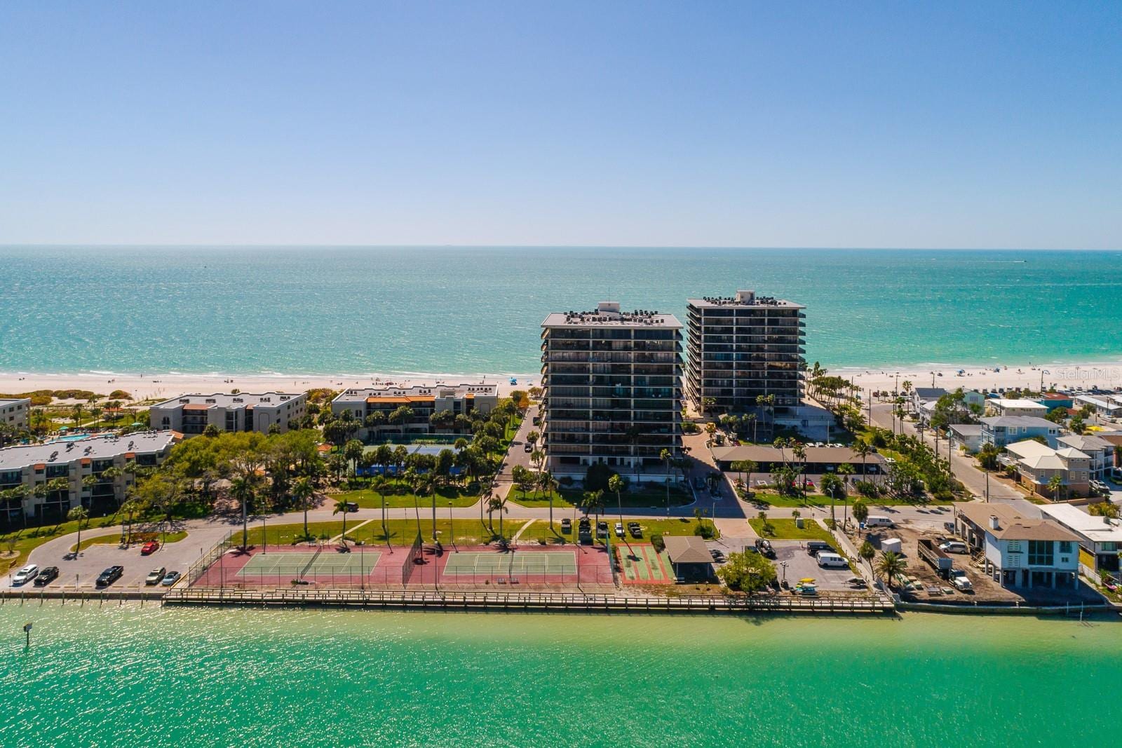 7650 Bayshore Dr #1105 photo 4