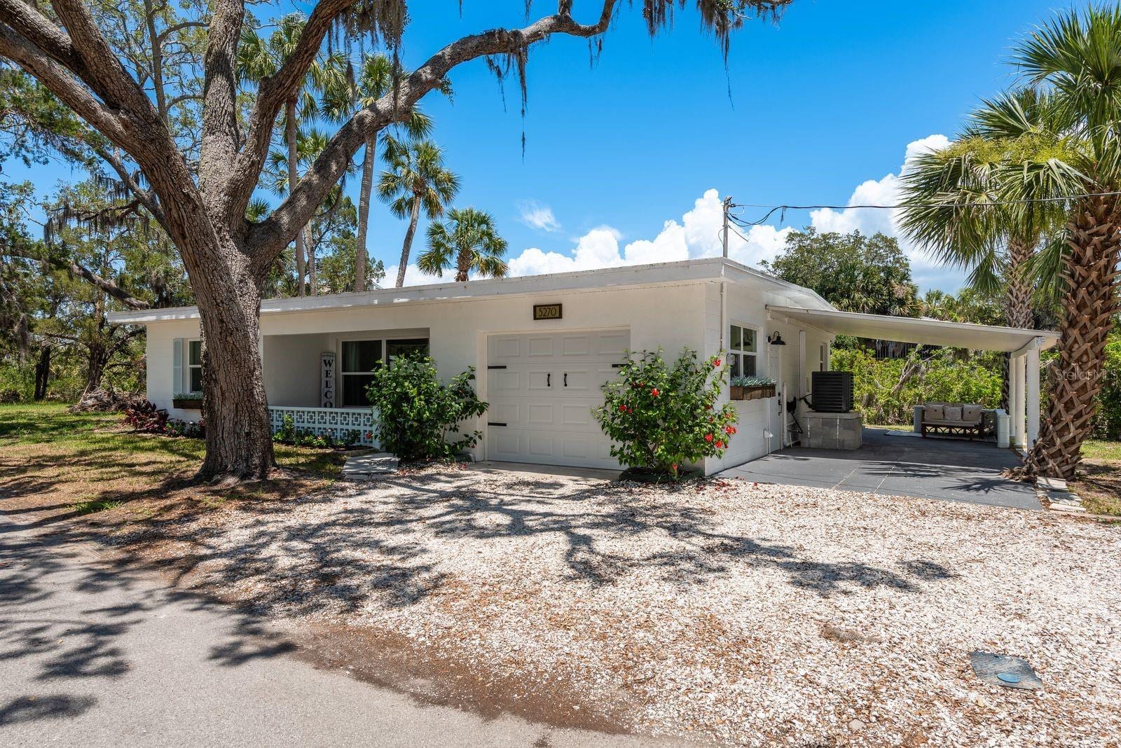 5270 Miller Bayou Dr photo 4