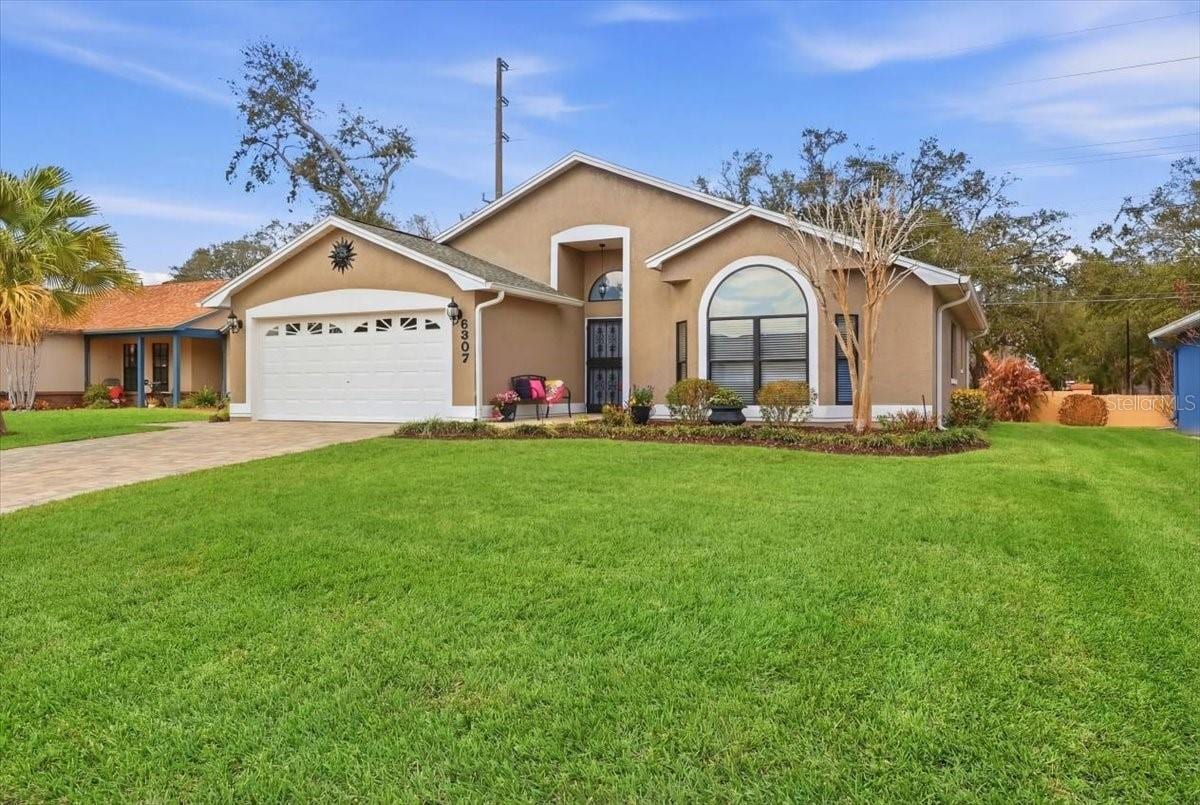 6307 Egret Dr photo 3