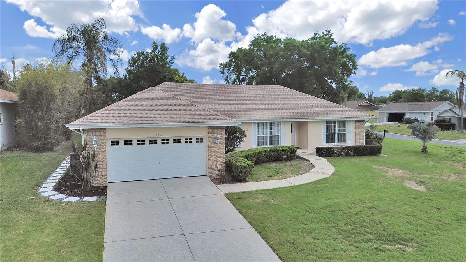2130 Saxon Ln photo 3