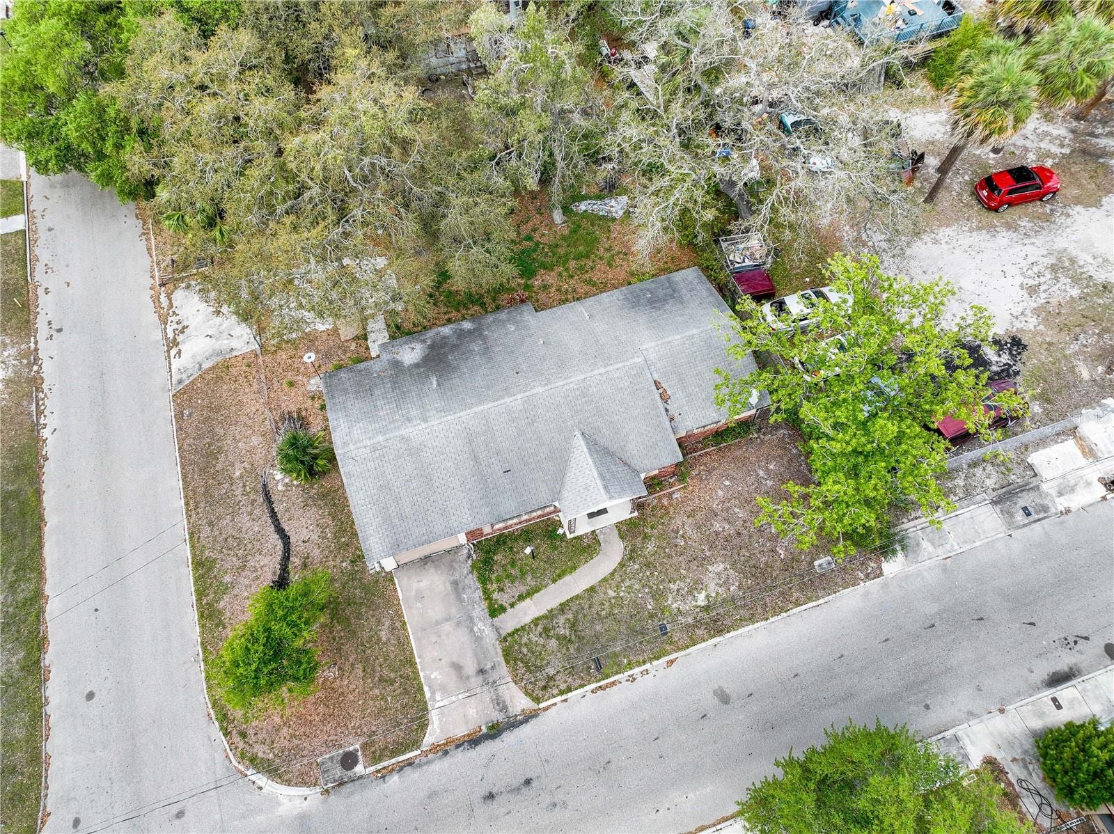 2928 Banza St photo 5