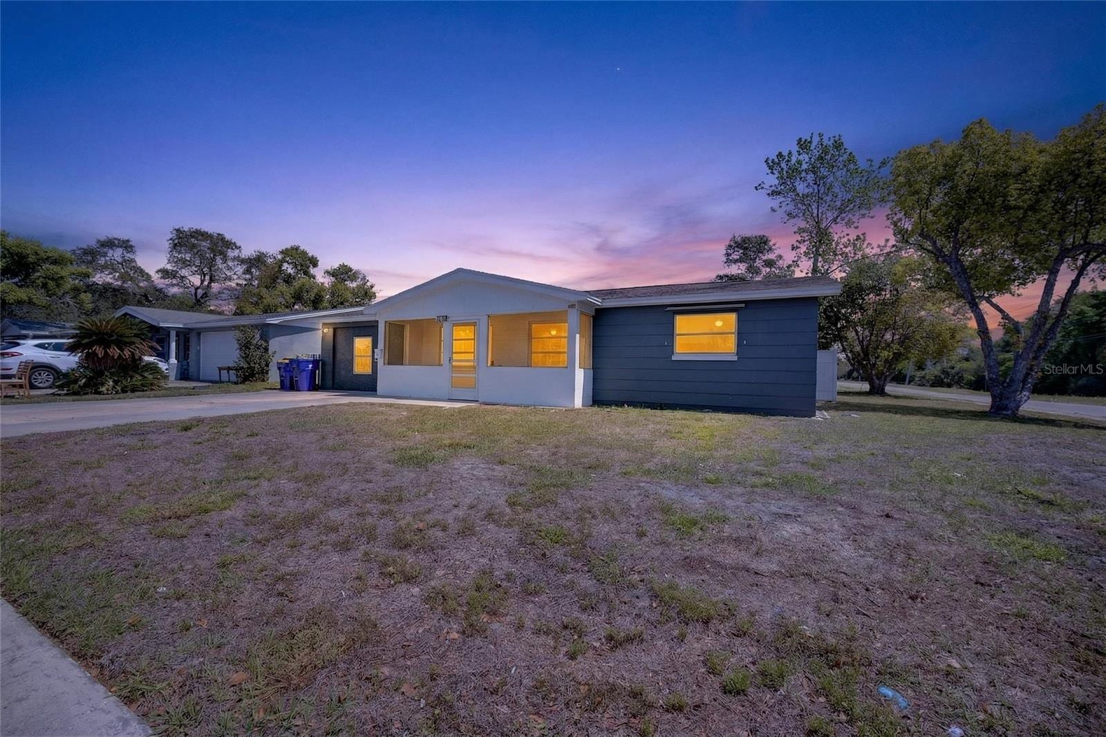 1012 Prescott Ln photo 2