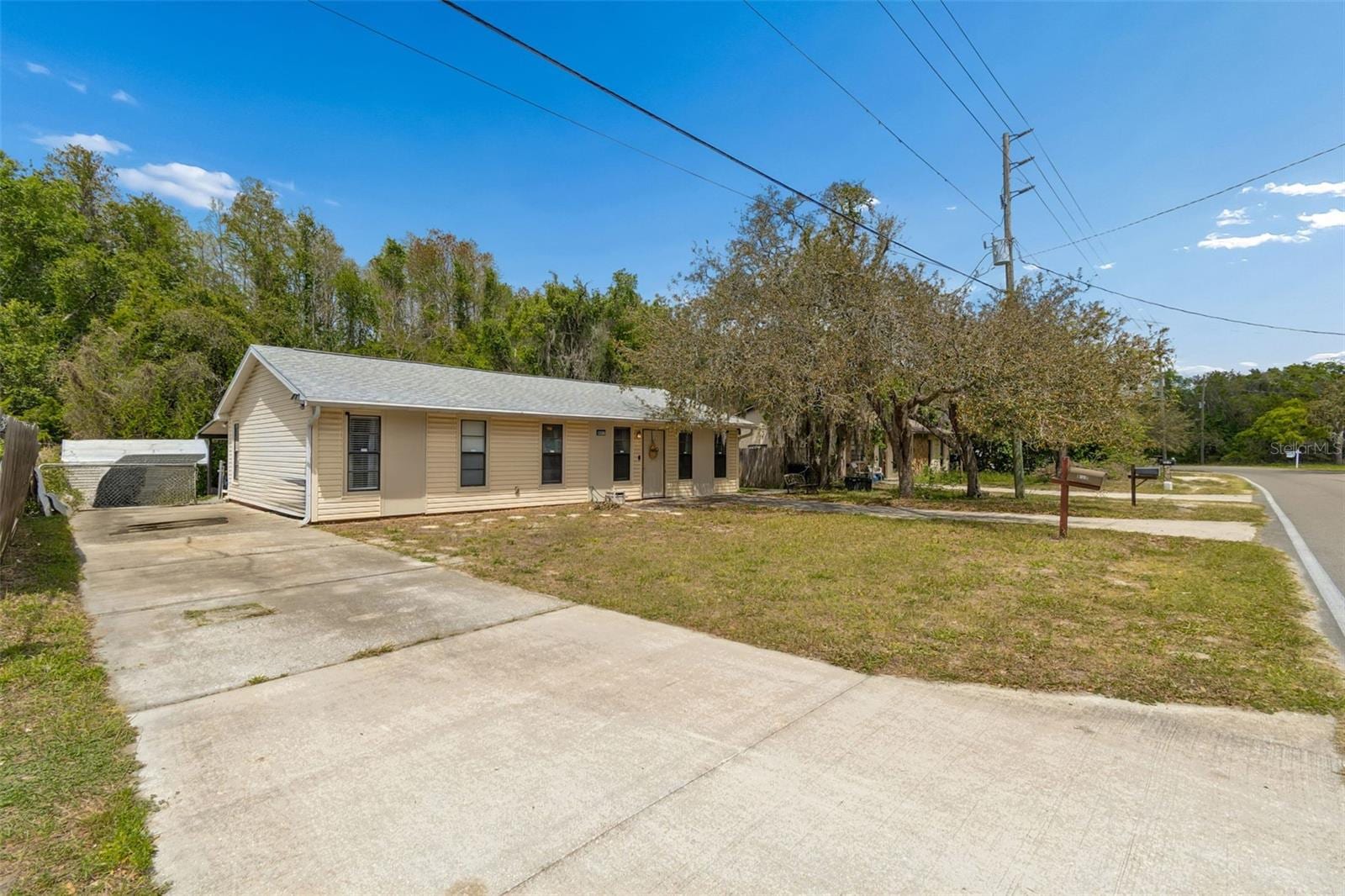 9917 Lake Dr photo 5