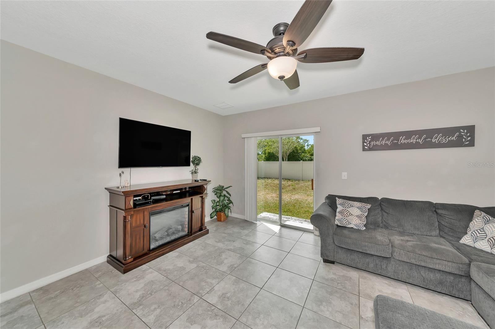 17009 Peaceful Valley Dr photo 5