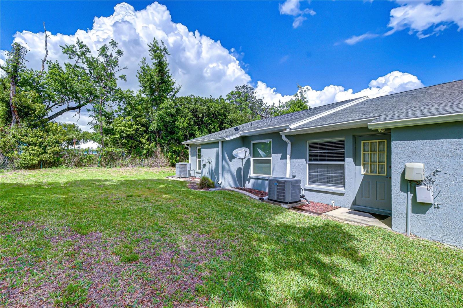 38237 Eucalyptus Dr photo 3