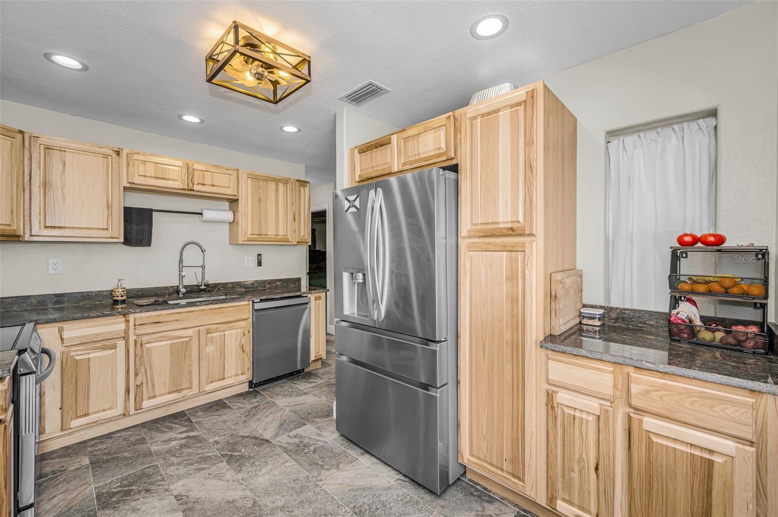 5146 Mallett Dr photo 4