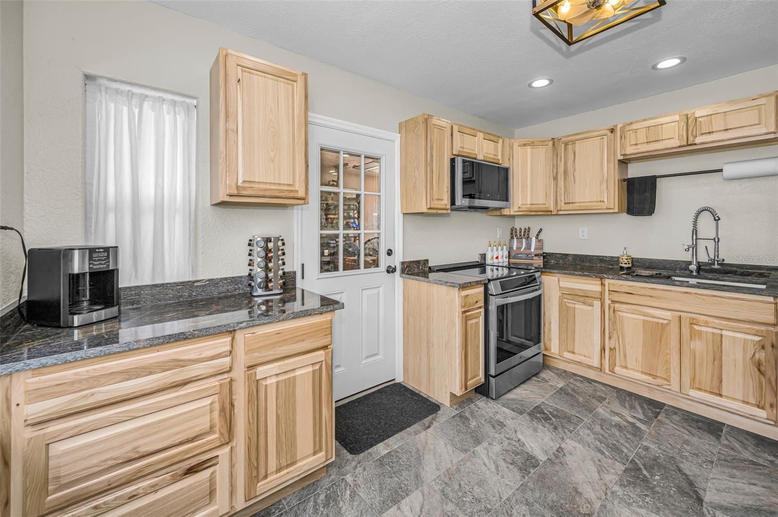5146 Mallett Dr photo 5