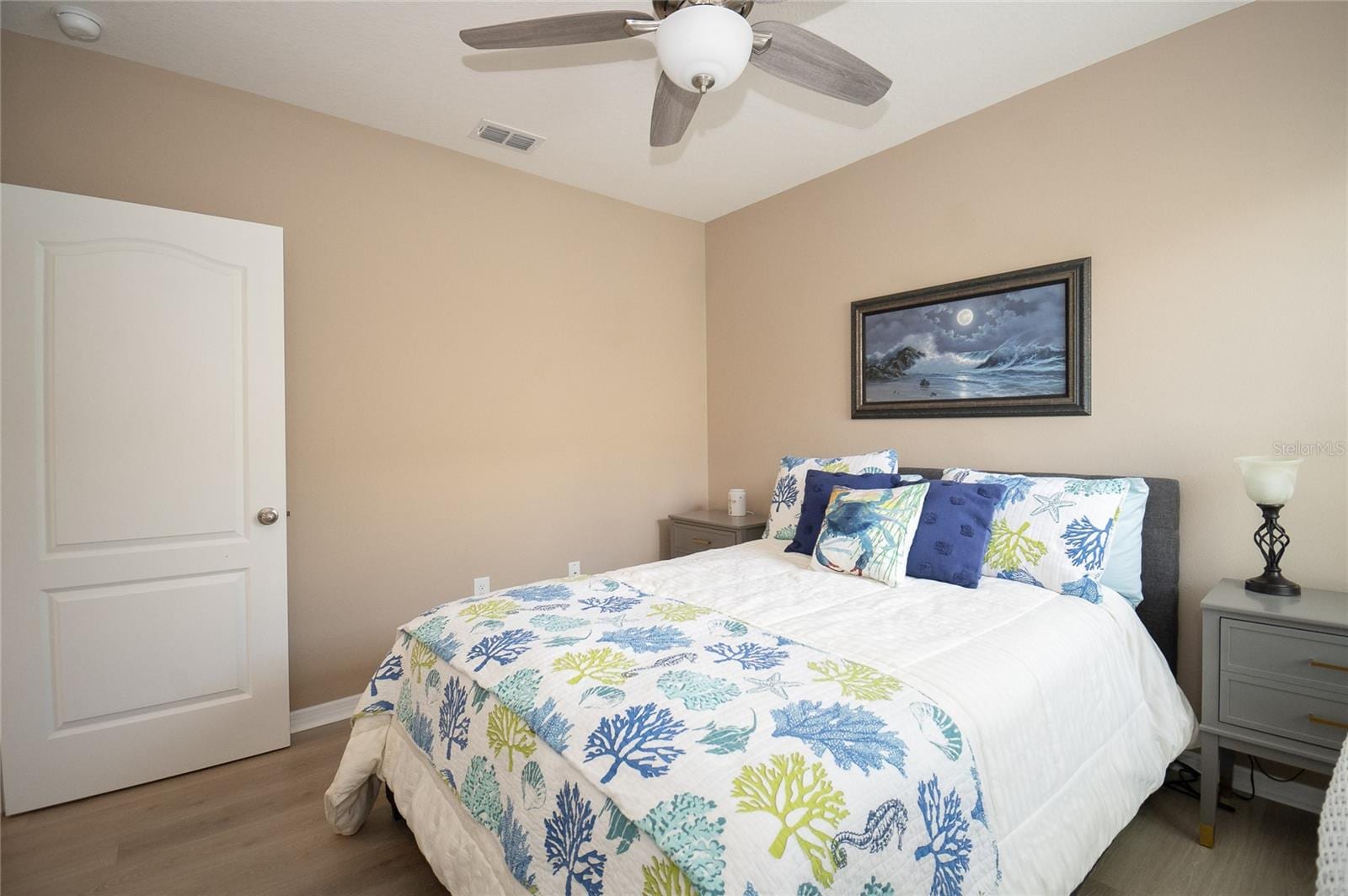 5688 Siltstone St photo 5