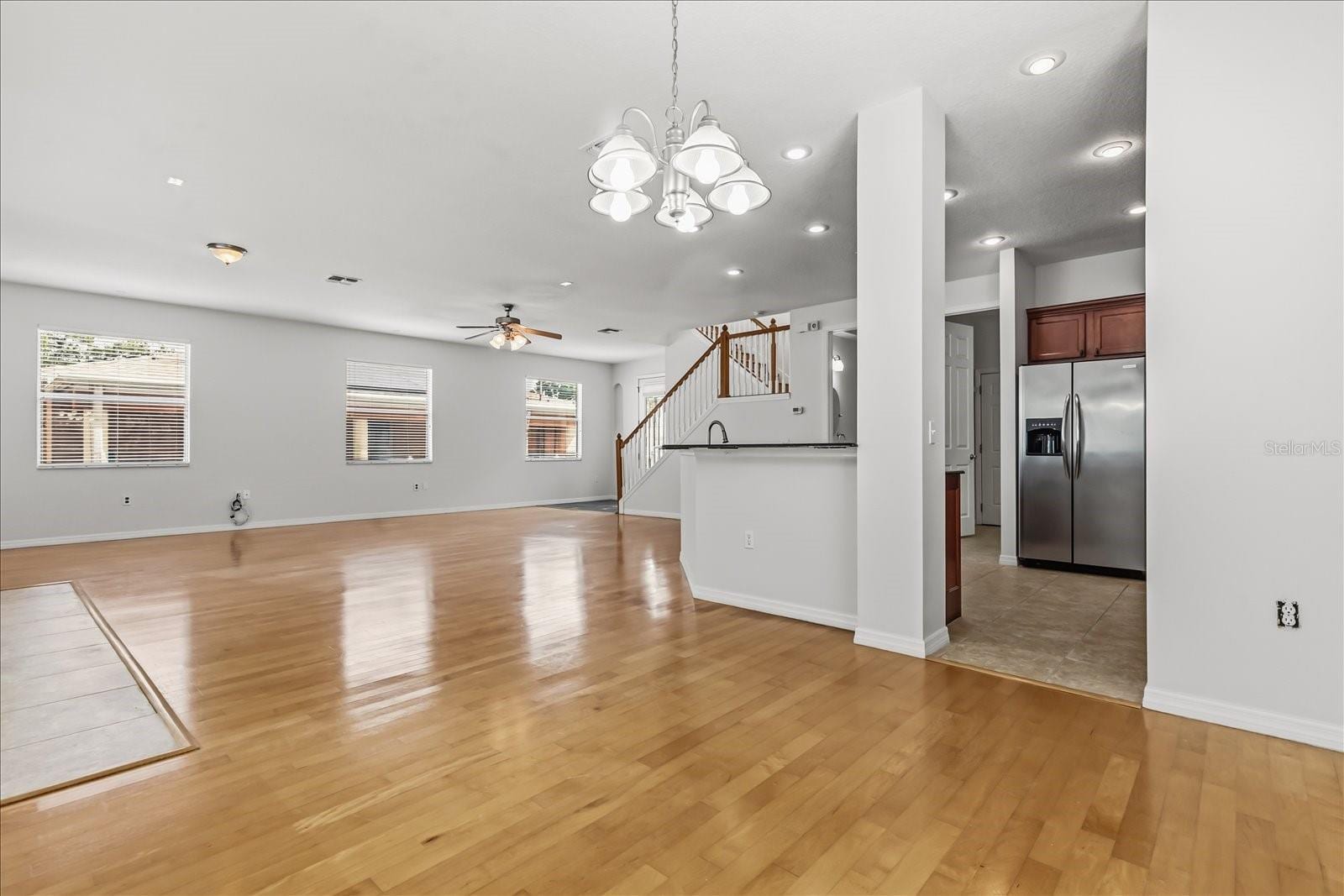 7211 S Mascotte St photo 5