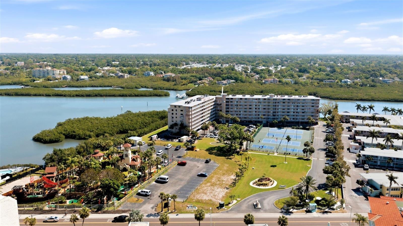 19451 Gulf Blvd #203 photo 4