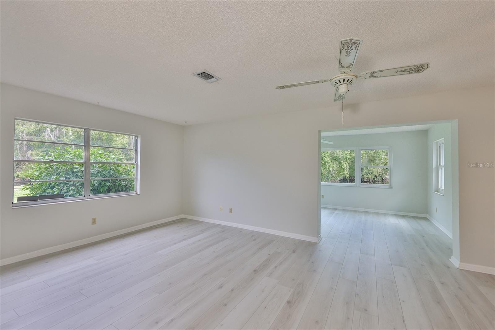 2026 Hawkhurst Cir photo 3