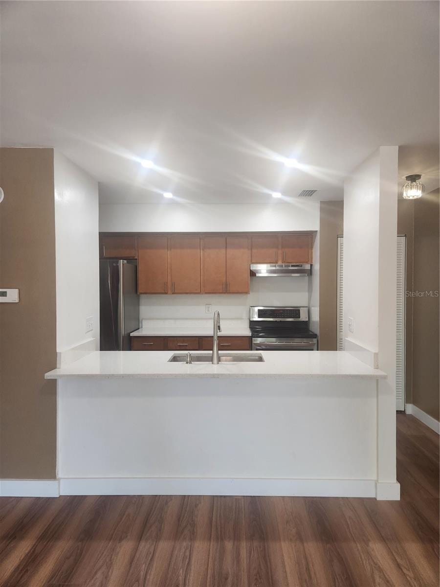 13608 S Village Dr #6204 photo 4