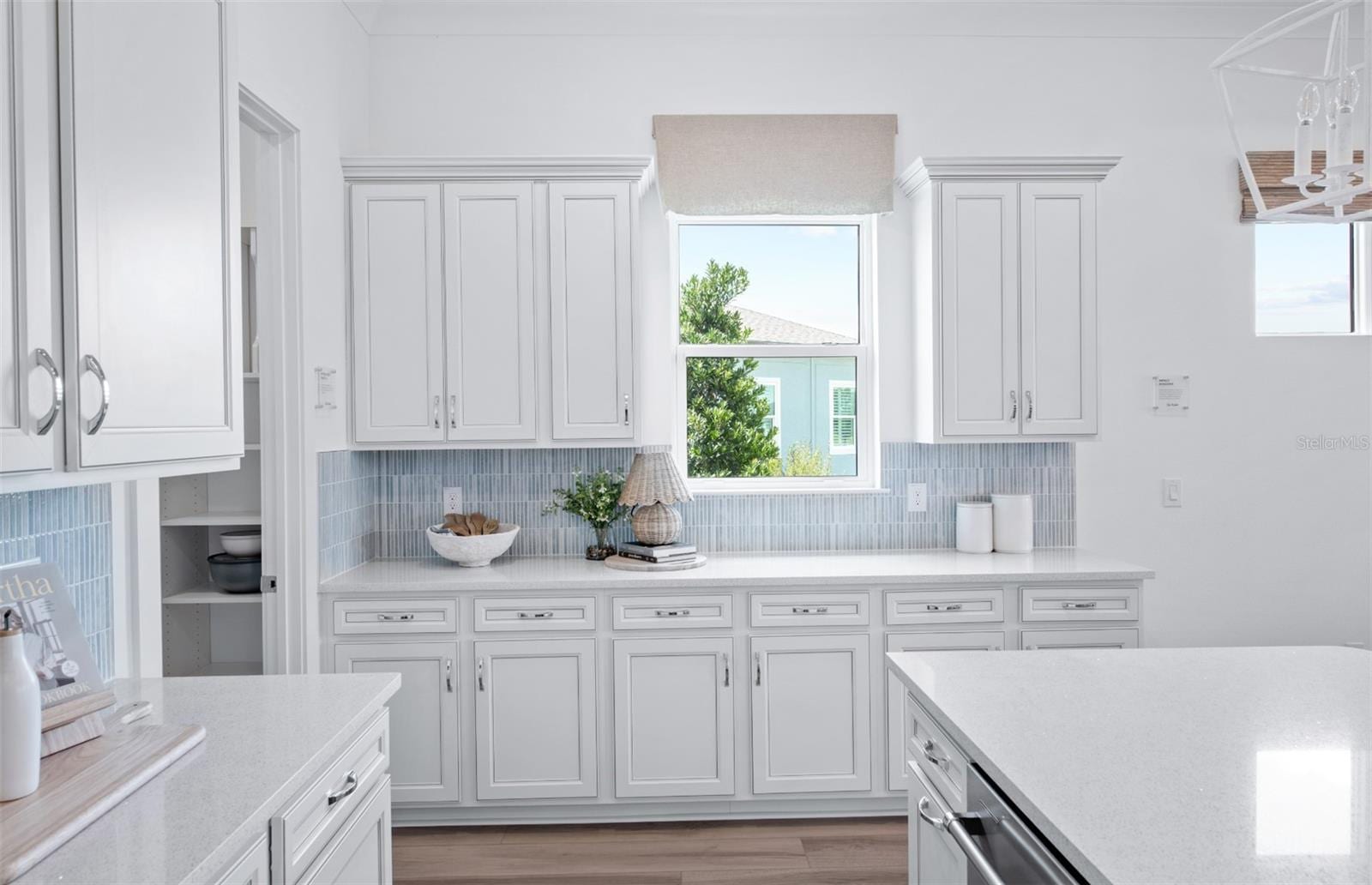 14815 Sunset Crest Ln photo 3