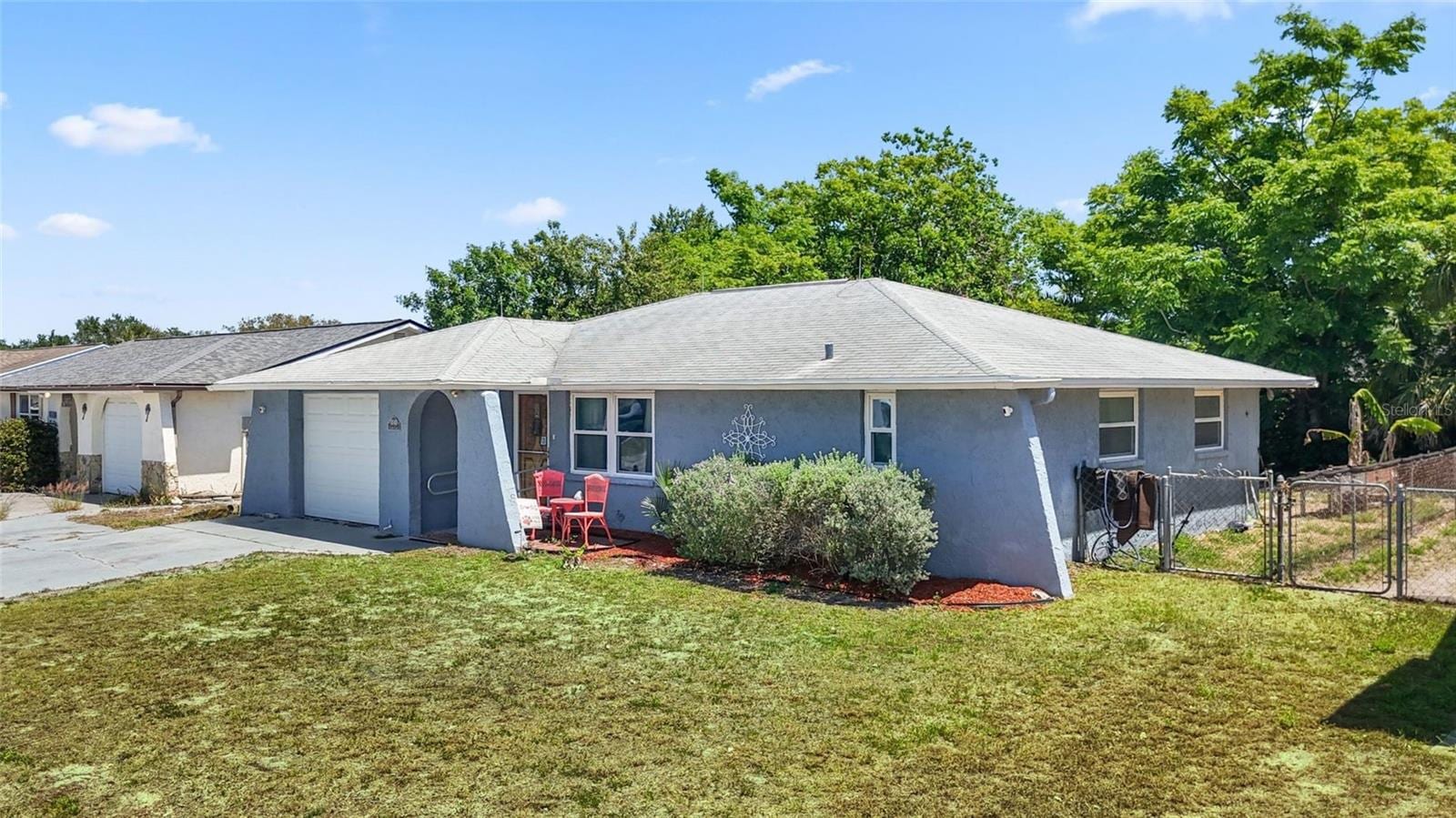 8840 Carmen Ln photo 2