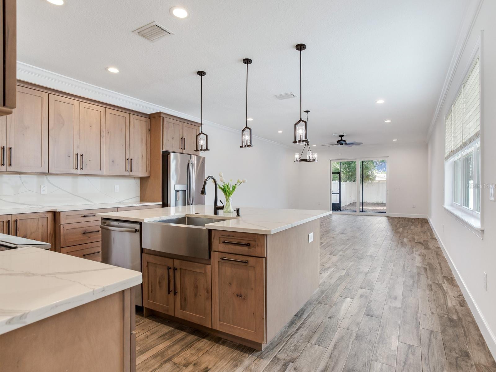 4413 W Gray St #2 photo 5