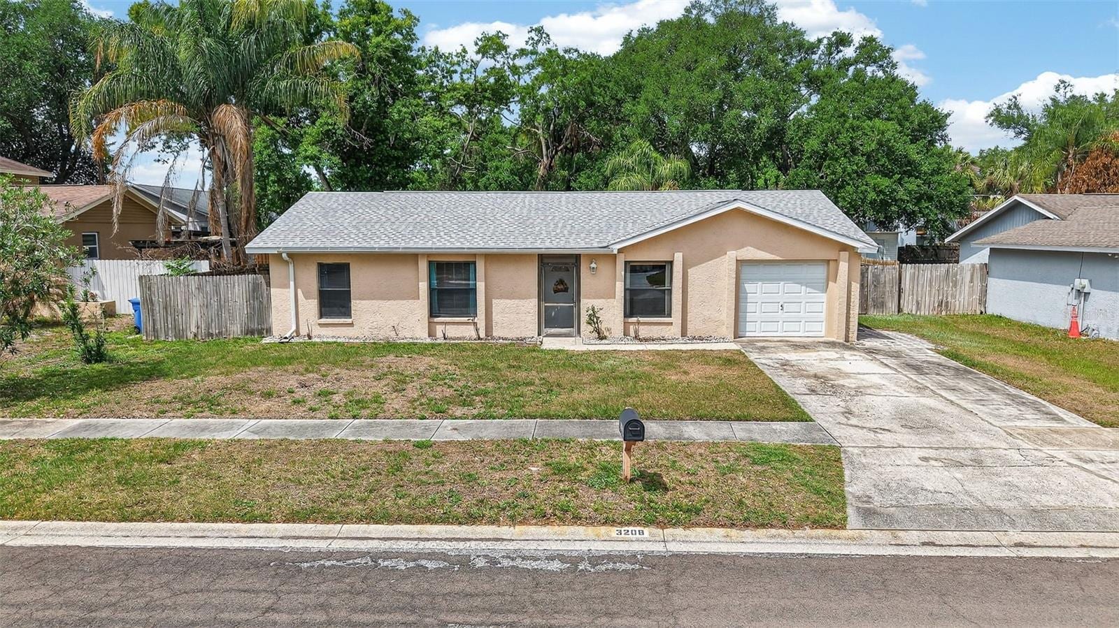 3208 Acapulco Dr photo 3