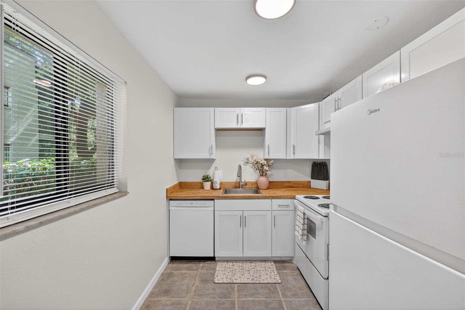 11715 Raintree Village Blvd #A photo 4