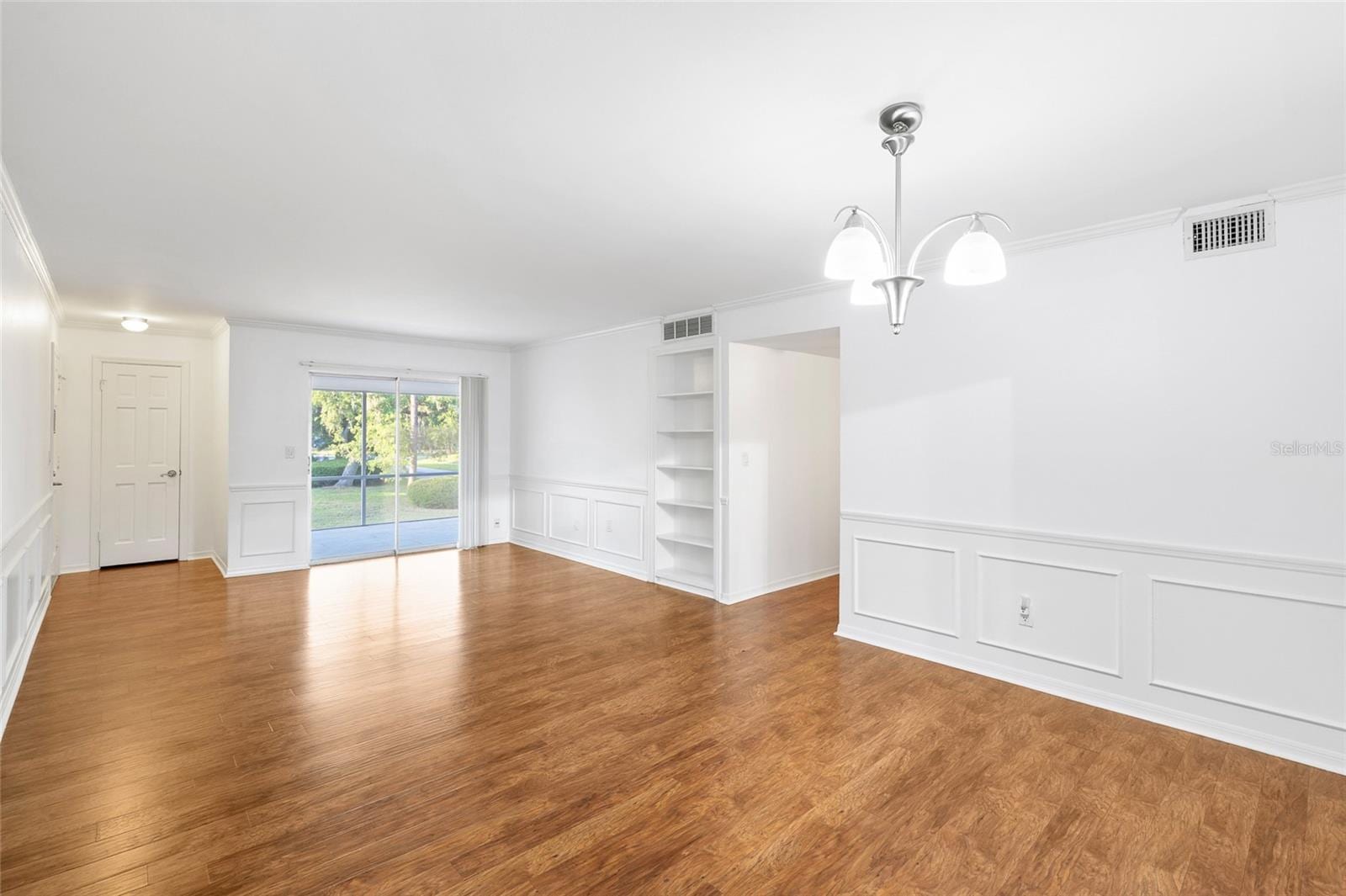 3402 Latania Dr #321 photo 5