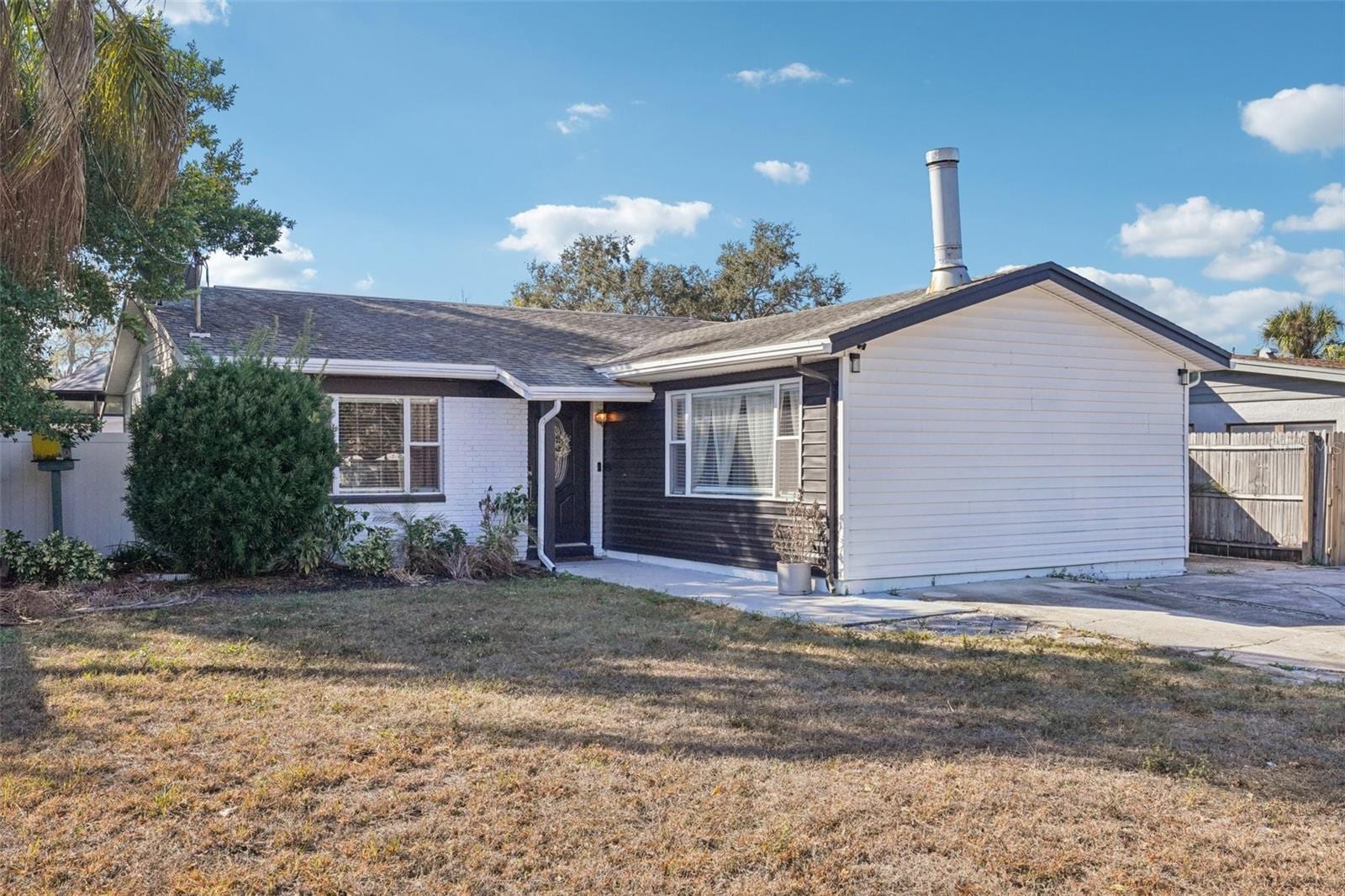 4508 W Pearl Ave photo 3