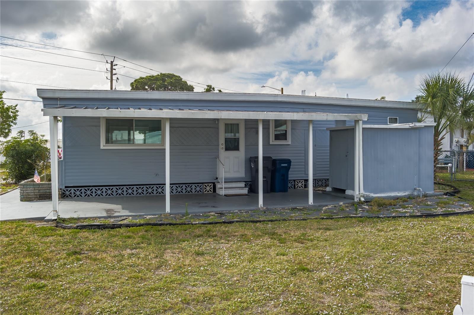 504 50th Avenue Dr W photo 3